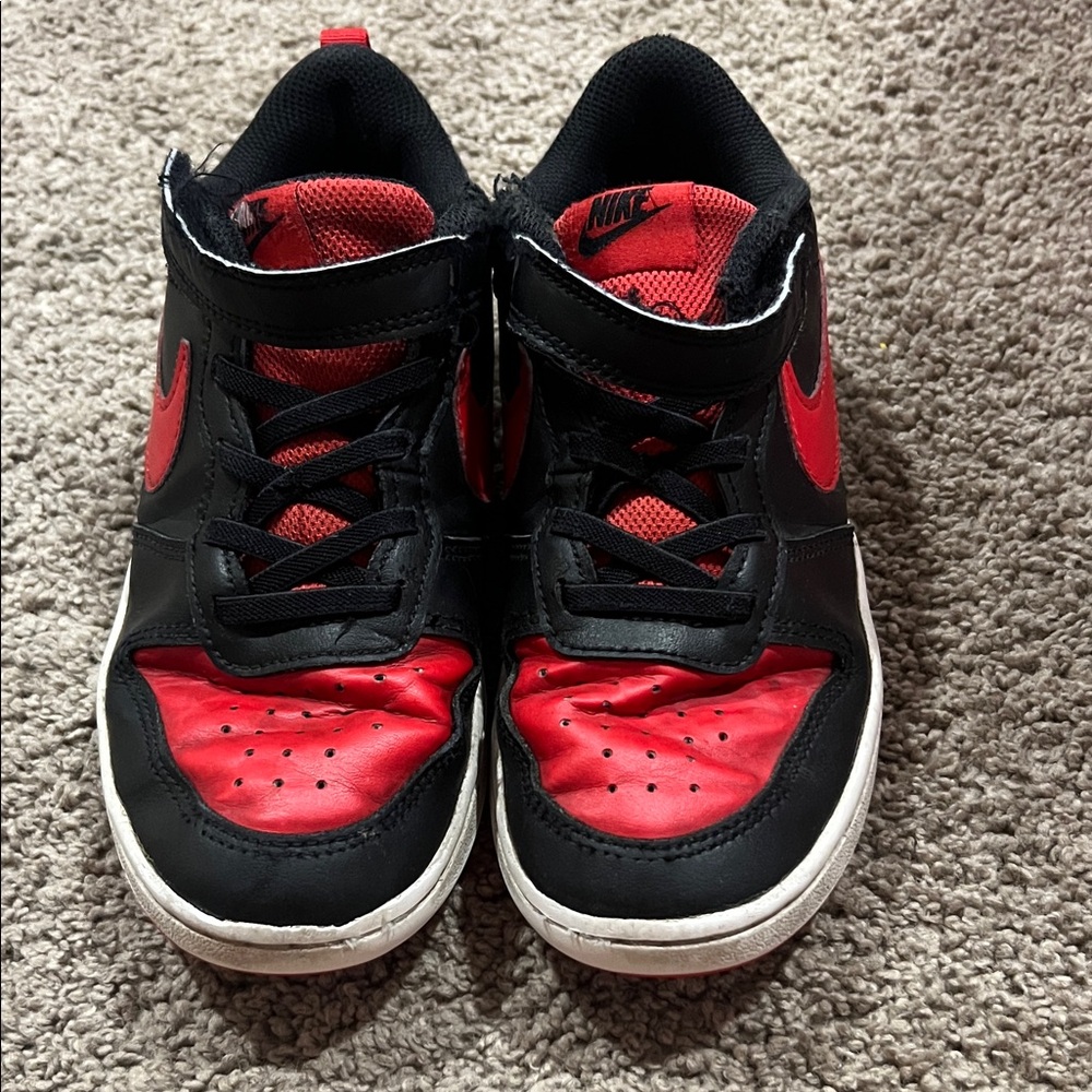Nike Kids Black and Red Sneakers